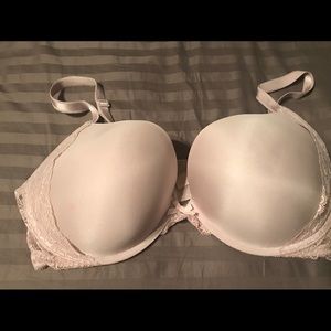 Victoria’s Secret Dream Angels Push-up Bra 36DD
